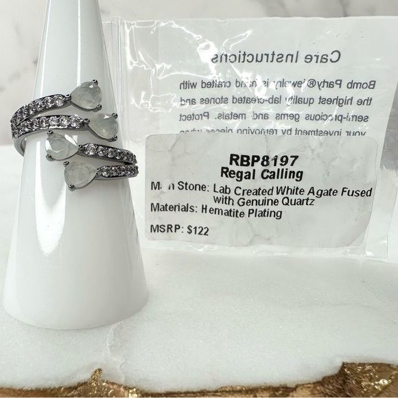Bomb Party Original Regal Calling Ring White Agate Hematite Plating RBP8197 NWT - Picture 4 of 4